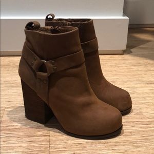 Jeffrey Campbell x nasty gal suede booties